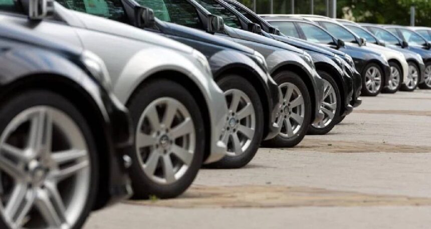 Otomotiv devleri yarışa girdi: 500 bin lira büyük indirim