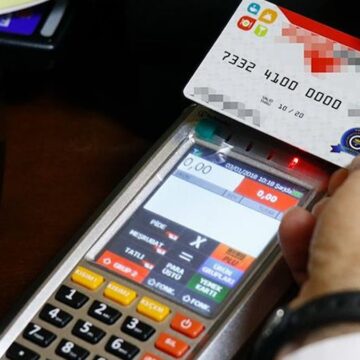 piyasanin-en-buyuk-5-yemek-karti-sirketine-milyonlarca-liralik-ceza-yagdi-6sina-inceleme-baslatildi-3AFHHd16.jpg Piyasanın en büyük 5 yemek kartı şirketine milyonlarca liralık ceza yağdı, 6’sına inceleme başlatıldı