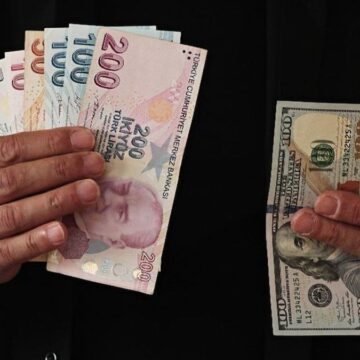 Piyasanın sene sonu dolar/TL beklentisi yükseldi