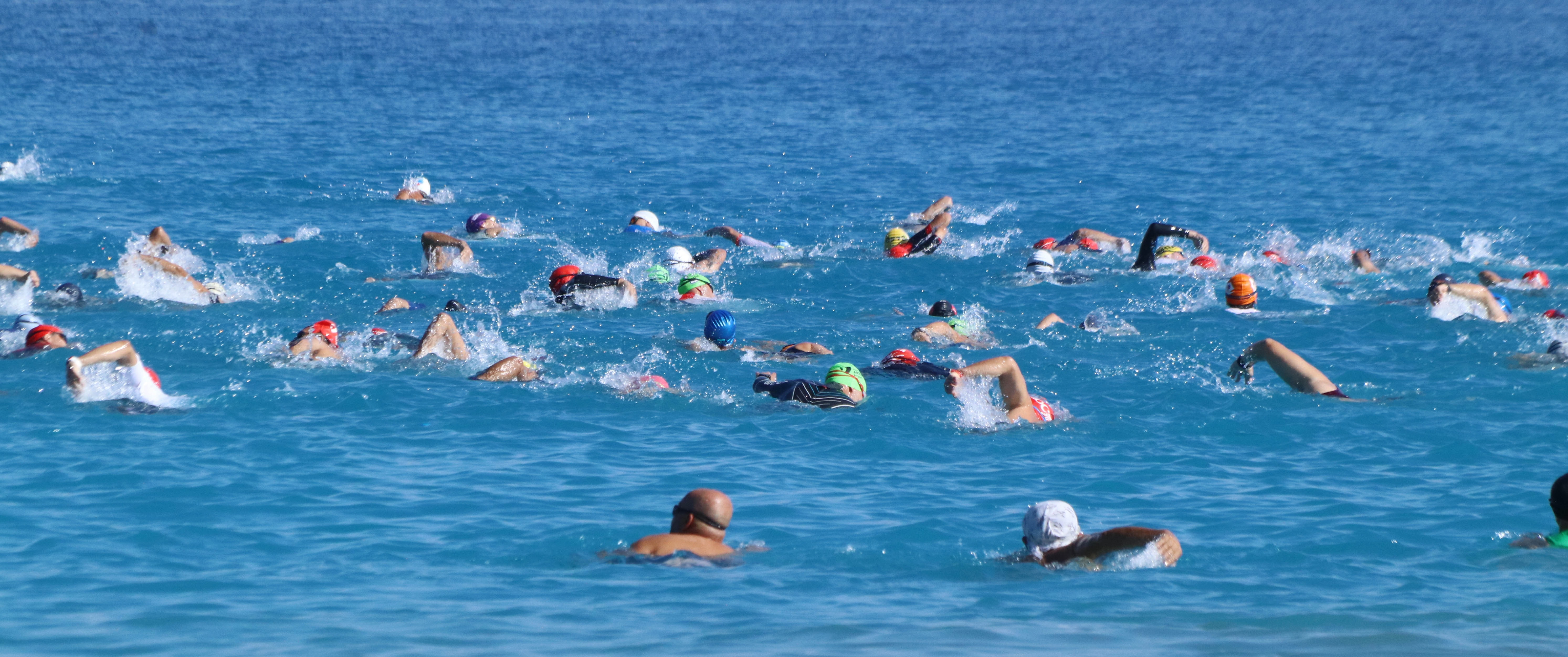 Salda Gölü'ndeki Triatlon etkinliği tartışma yarattı: Valilikten “Tahribat Yok” açıklaması
