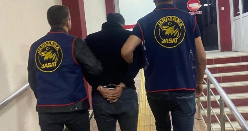 Samsun’da firari hükümlü kardeşinin kimliğiyle saklanırken yakalandı