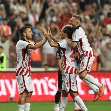 Samsunspor iki golle güldü
