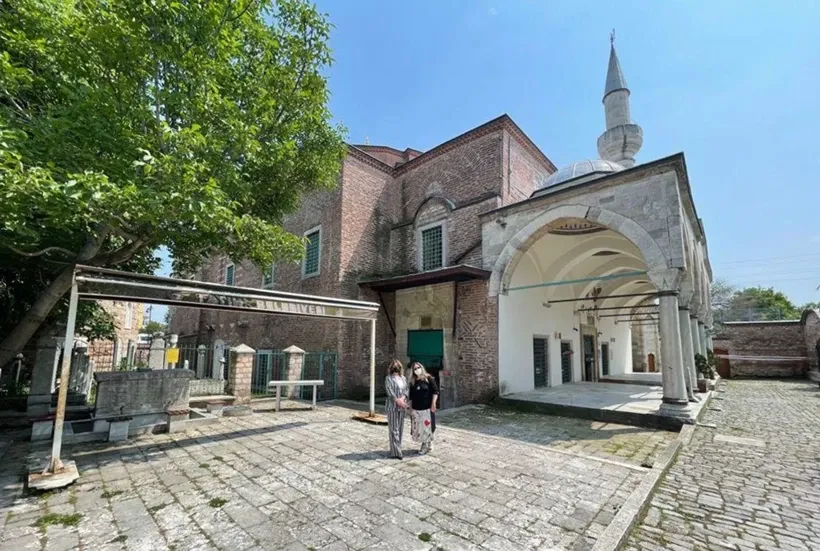 Sandıkta tesadüfen bulduğu belgeyle 300 milyon lira kazandı