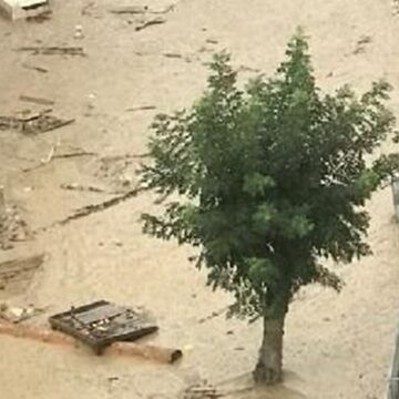 Sel ülkeyi esir aldı, 2000 kişi etkilendi