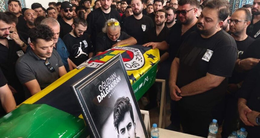 Sosyal medya yayıncısı ‘Jrokez’, son yolculuğuna uğurlandı