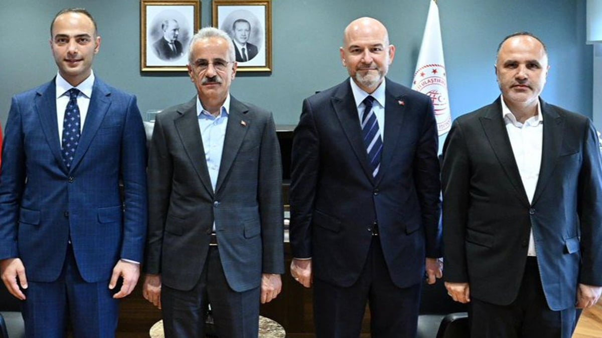 Soylu, AKP’li başkan vekilini alıp bakan bakan dolaştırdı