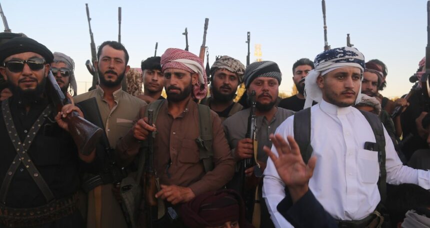 Stadyumda toplanan aşiret PKK/YPG’ye karşı mücadele başlattı