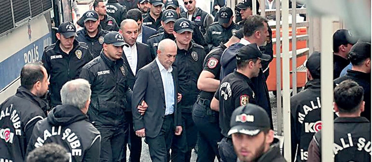 Tecavüzcüyü, yağmacıyı, teröristi yine gizlediler
