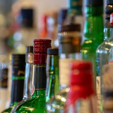 Tonlarca sahte alkol ele geçirildi