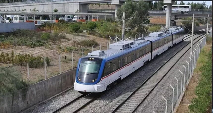 Tüm seferler iptal edildi: Büyükşehirde ulaşım durdu