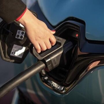 Türkiye’de otomobil dengesi değişiyor: Elektrikli araçlarda çarpıcı yükseliş