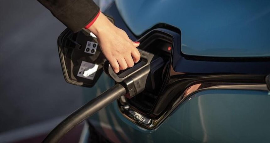 Türkiye’de otomobil dengesi değişiyor: Elektrikli araçlarda çarpıcı yükseliş