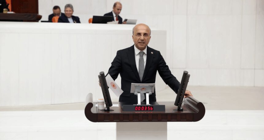 Vatandaşların kredi kartı borcu 39 milyar 593 milyon dolar arttı
