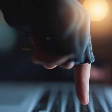 windows-ve-apple-bile-caresiz-doubleclick-tuzagi-ne-oldugunu-anlamadan-banka-hesabinizi-saniyeler-icinde-tUMOyiJC.jpg Windows ve Apple bile çaresiz: ‘DoubleClick’ tuzağı ne olduğunu anlamadan banka hesabınızı saniyeler içinde boşaltıyor