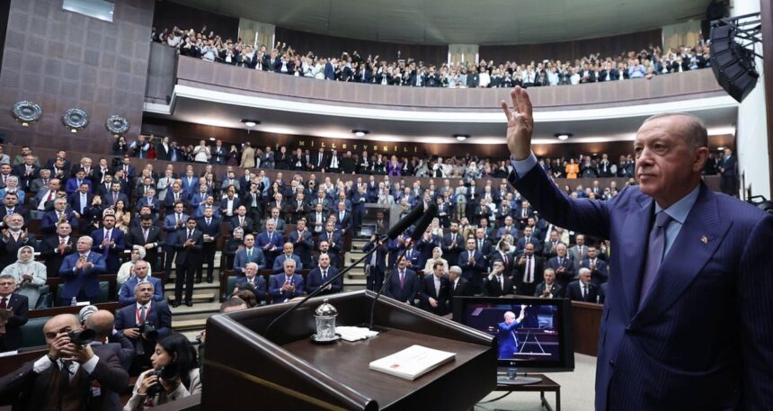 Yandaş medyadan iktidara eleştiri yağmuru