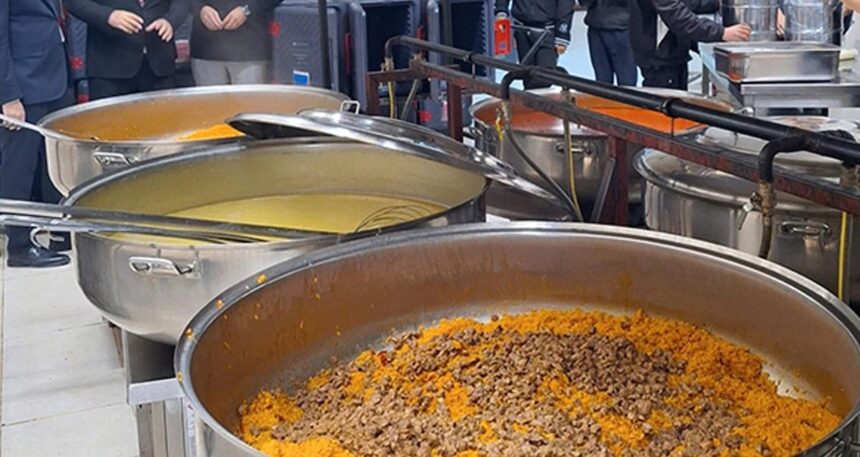 Yemek alımında yolsuzluk, müdüre para transferi iddiası