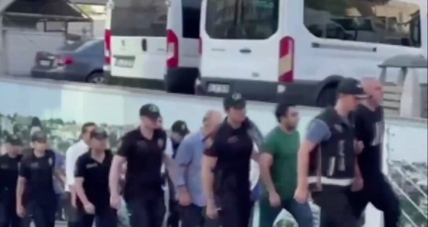 Yine o teşhir görüntüsü