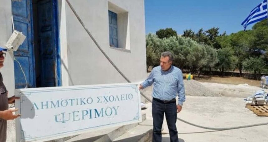 Yunan çivi dahi çakılmaması gereken adaya kent kurdu, şimdi de tek kişilik okul açıyor