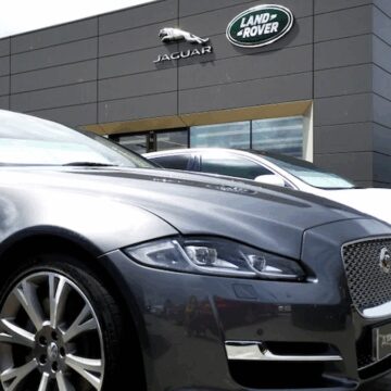 1 Ekim’e uzatıldı… Dev otomobil markası üretimi durdurdu