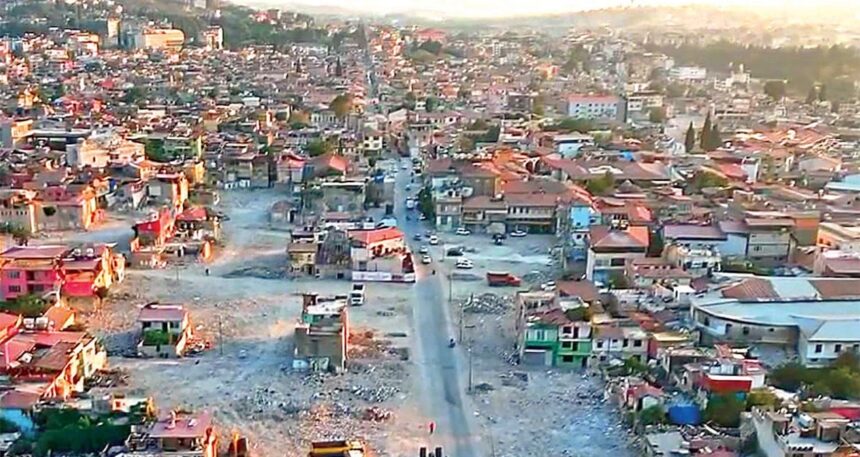 938 gün geçti ama Hatay hala enkaz