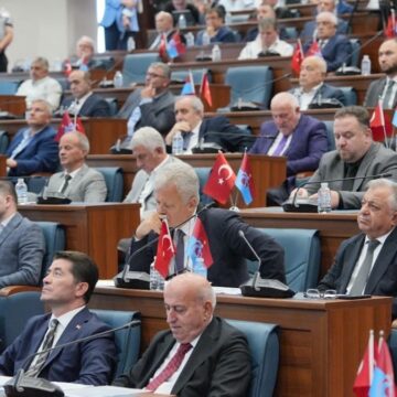 AKP’li başkandan Trabzonspor’a 15 milyonluk “dolaylı” destek: Bedeli müteahhitler ödemiş