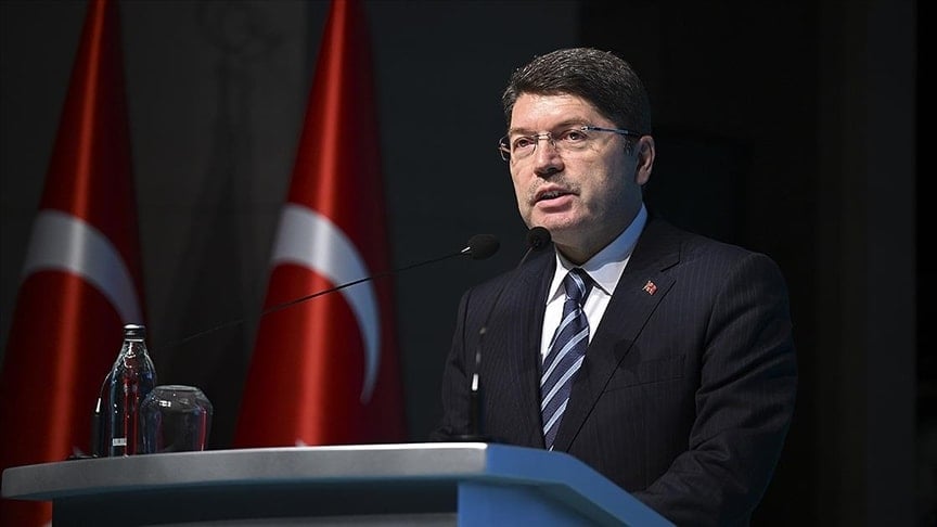 Aktaş CHP’den 88, AKP’den ise 300 ihale aldı, neden soruşturulmuyor?