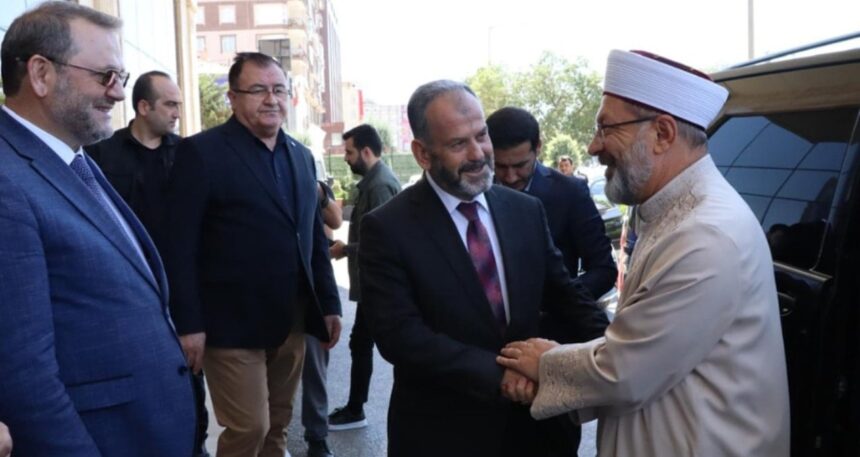 Ali Hocam da TOGG’dan indi, Mercedes’e bindi