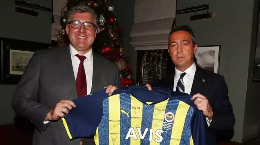 Ali Koç'tan Frankfurt'a olay telefon! Maç bitmeden aradı