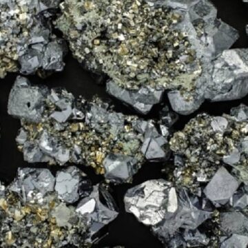 Altında külçe külçe hazine yatıyor: Sonunda keşfedildi