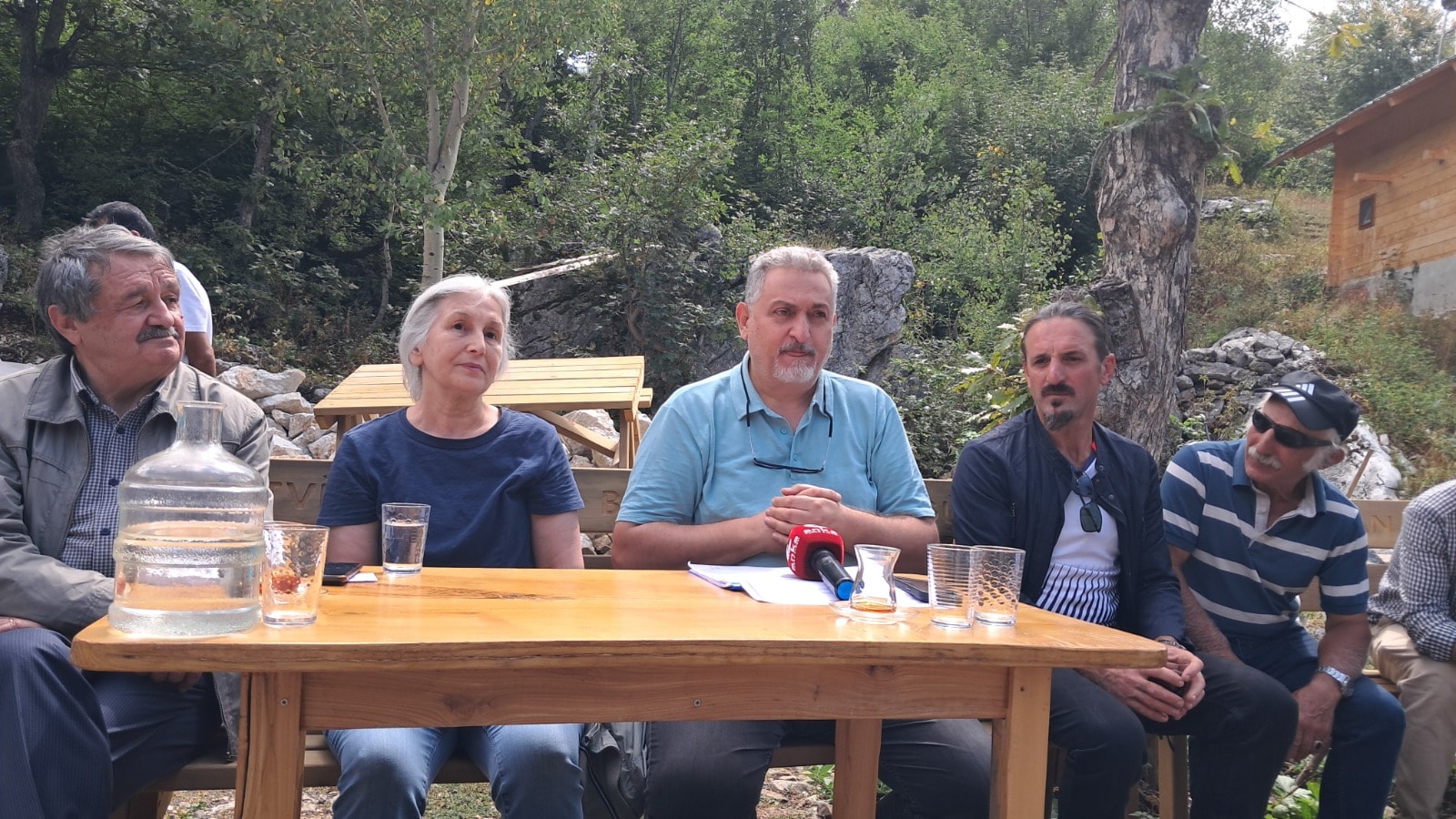 Artvin Şavşat’ta madencilik tepkisi: “Bu sistem zenginlik üretmez, sömürür” 1 Artvin Şavşat’ta madencilik tepkisi: “Bu sistem zenginlik üretmez, sömürür”