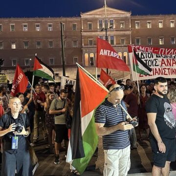 Atina’da göç yasasına karşı protesto: “Irkçı yasaya hayır”