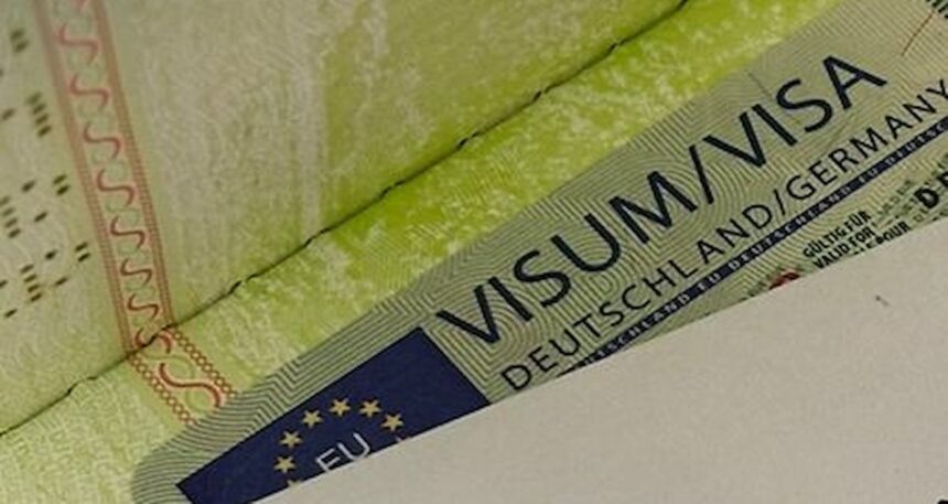 aylardir-vize-bekleyen-turklere-alman-vizesi-mujdesi-UmdVz9Xb.jpg Aylardır vize bekleyen Türklere Alman vizesi müjdesi