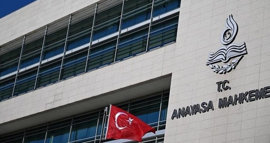 AYM alarm veriyor, iktidar duymuyor: Hukuk devleti çöküyor!