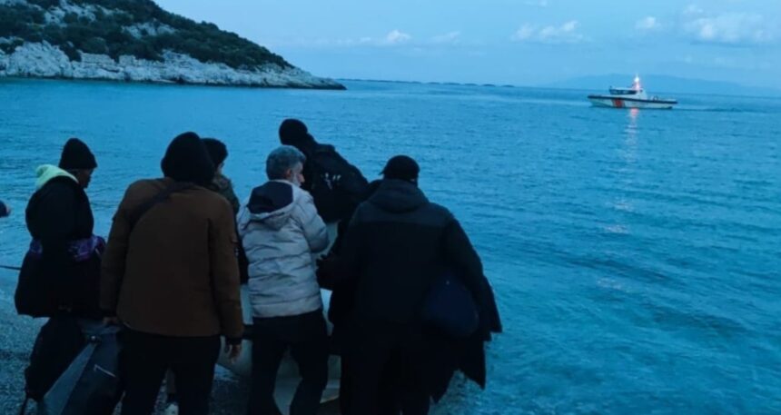 Bakan zevk alarak anlattı! Yunanistan’dan çok tartışılacak göçmen kararı