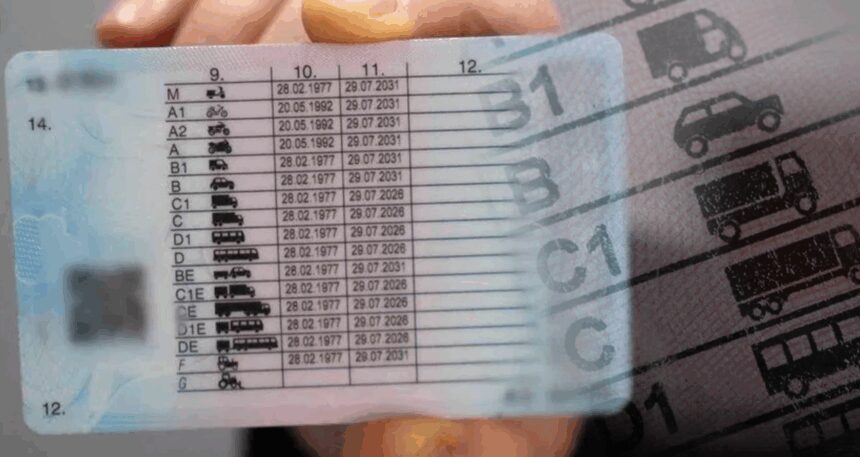 bakanlik-uyardi-b-sinifi-ehliyetlerde-yeni-donem-carsamba-gunu-basliyor-jOF2Oar9.jpg Bakanlık uyardı: B sınıfı ehliyetlerde yeni dönem çarşamba günü başlıyor