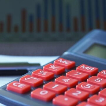 Batı borç sarmalında: Kriz çanları çalıyor