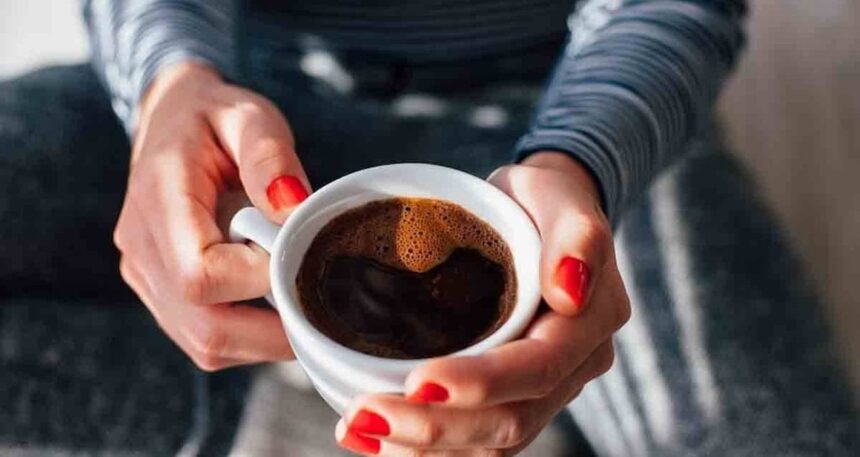 Bu bardaklardan kahve içenler yandı