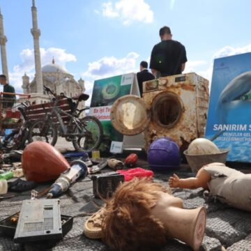 Çamaşır makinesi, TV, bisiklet…Çıktıkları yere kimse inanamadı