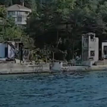 Cengiz’in kardeşi Boğazdan yalı aldı