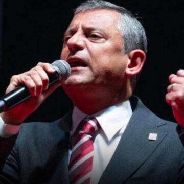 CHP lideri Özgür Özel’den 15 Eylül sorularına yanıt: “Baş edemedikleri için baş eğdirmeye çalışıyorlar”