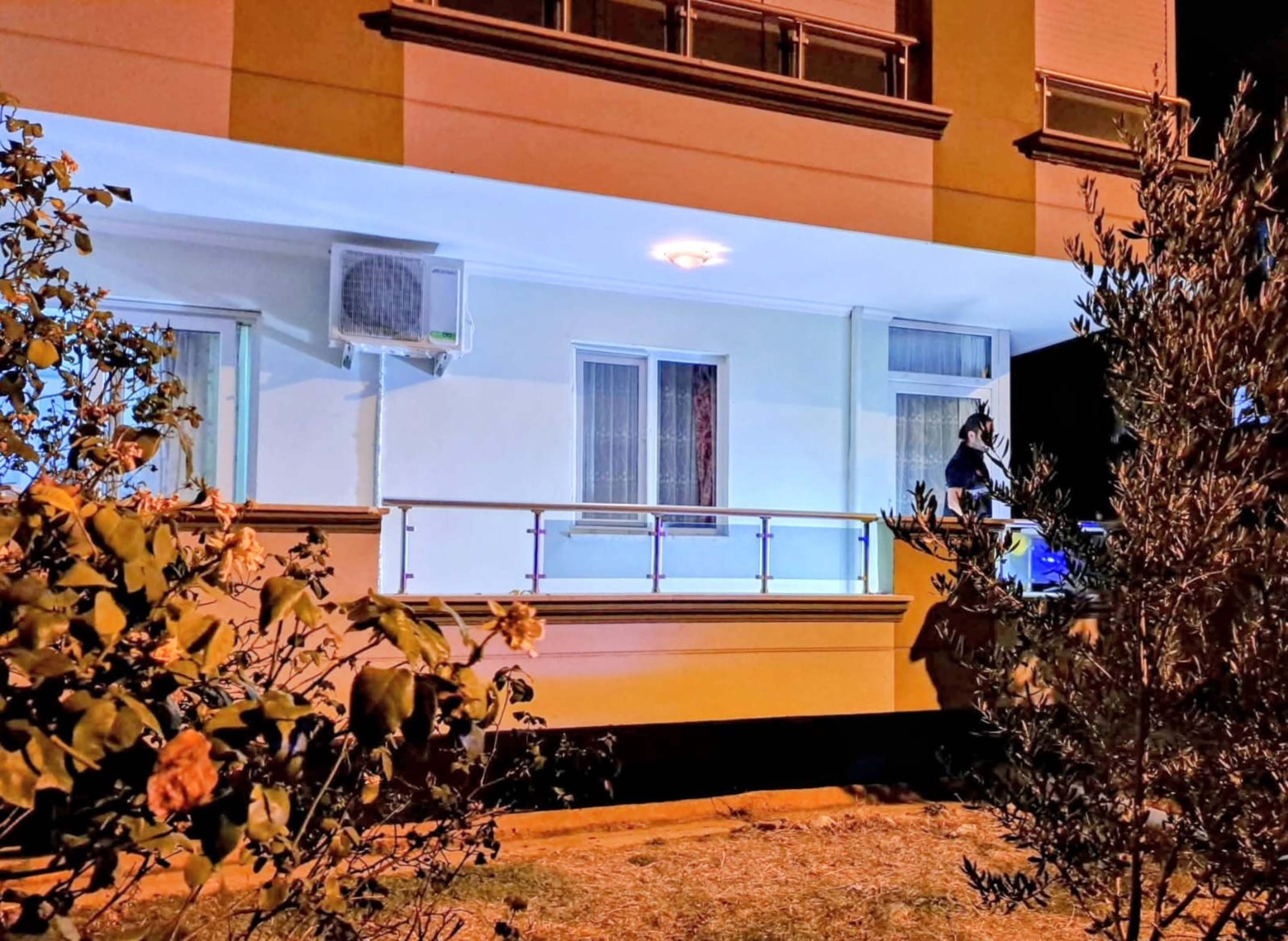 CHP'li Köksal'ın ailesi yaşıyordu: Molotoflu saldırıyı yanlış daireye yapmışlar