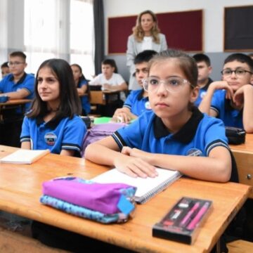 ders-kitaplarina-islami-mufredat-uJBNggWS.jpg Ders kitaplarına İslami müfredat