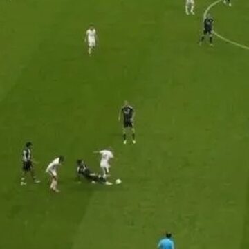 Eintracht Frankfurt-Galatasaray maçında Okan Buruk’u çıldırtan karar