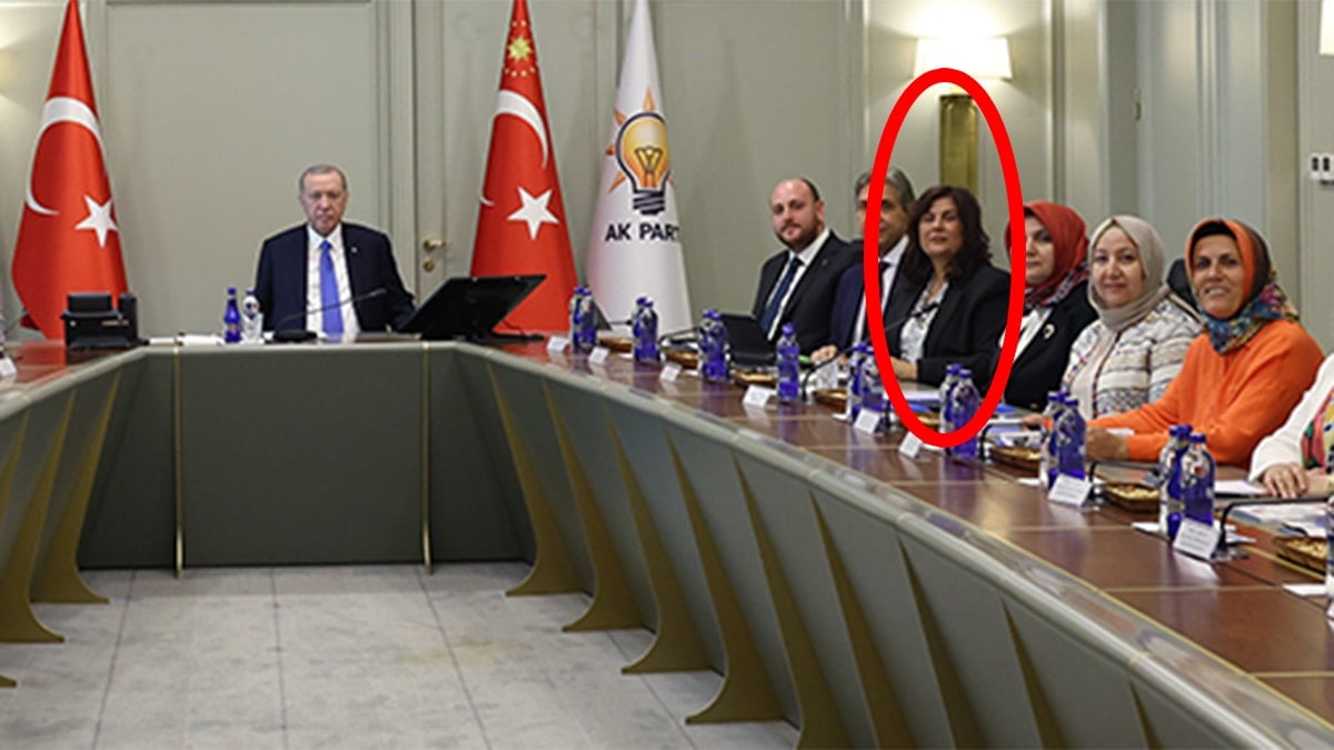 Erdoğan'la yapılan toplantıda dikkat çeken kare