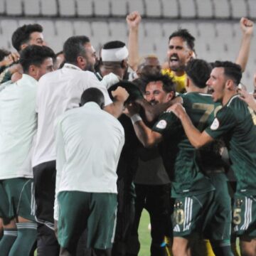 Esenler Erokspor zirveyi devraldı