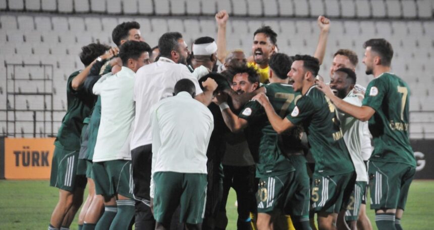 Esenler Erokspor zirveyi devraldı