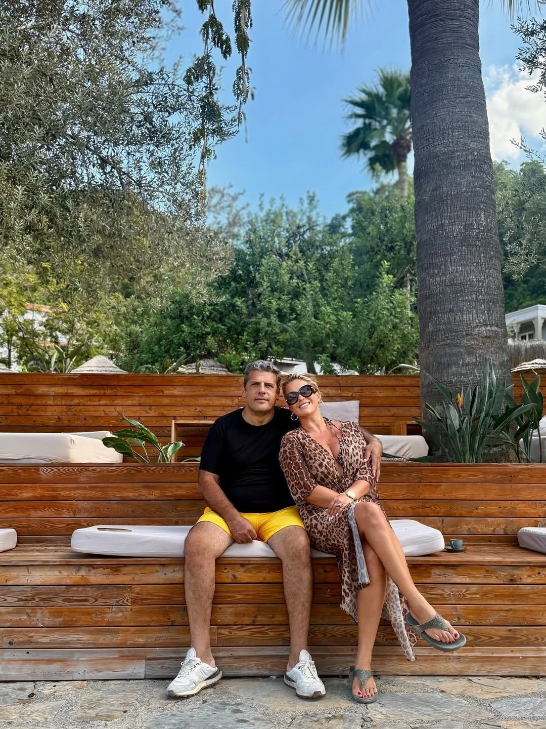 Eski eşiyle aşka geldi! Filtreyi abartınca ikisi de bambaşka biri oldu 3 Eski eşiyle aşka geldi! Filtreyi abartınca ikisi de bambaşka biri oldu