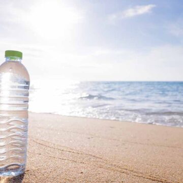 guneste-birakilan-plastik-siseden-su-icerseniz-aslinda-ne-olur-Q9hQxi1Q.jpg Güneşte bırakılan plastik şişeden su içerseniz aslında ne olur?