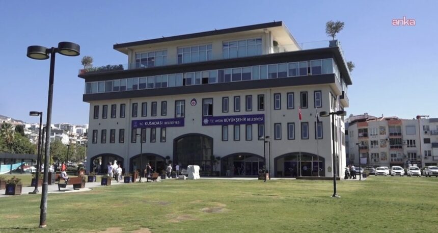 iceri-attiramadi-ama-disari-attirdi-YYPkT5WD.jpg İçeri attıramadı ama dışarı attırdı