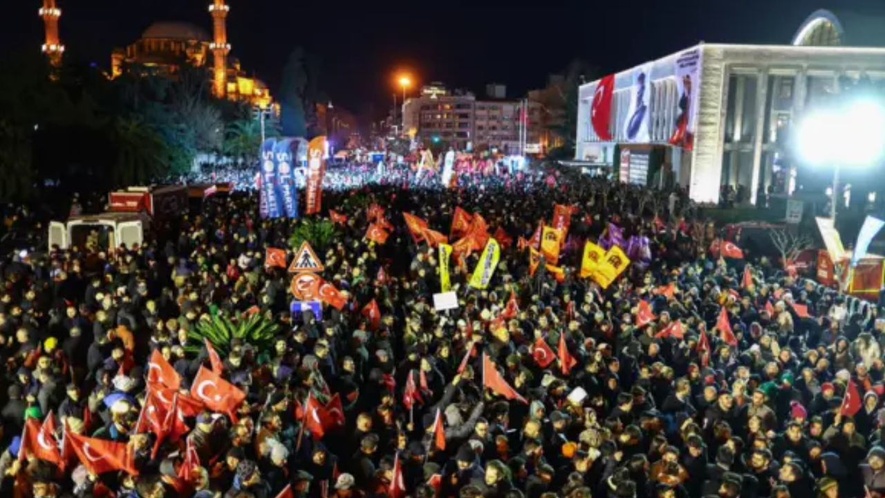 İmamoğlu'nun Tekin'den kazandığı tazminatı nereye harcayacağı belli oldu 1 İmamoğlu'nun Tekin'den kazandığı tazminatı nereye harcayacağı belli oldu